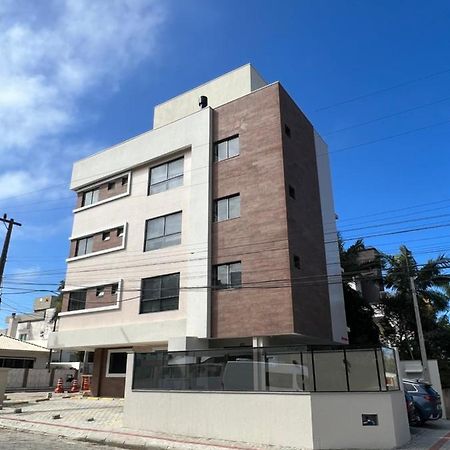 Residencial Yuema Lägenhet Bombinhas Exteriör bild